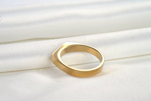 Slim Signet Ring | 3 Size Options